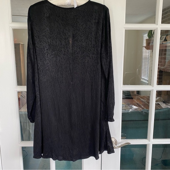 Sezane Ariette Dress FR 40 US 6 Black Shift Swing - Picture 8 of 15